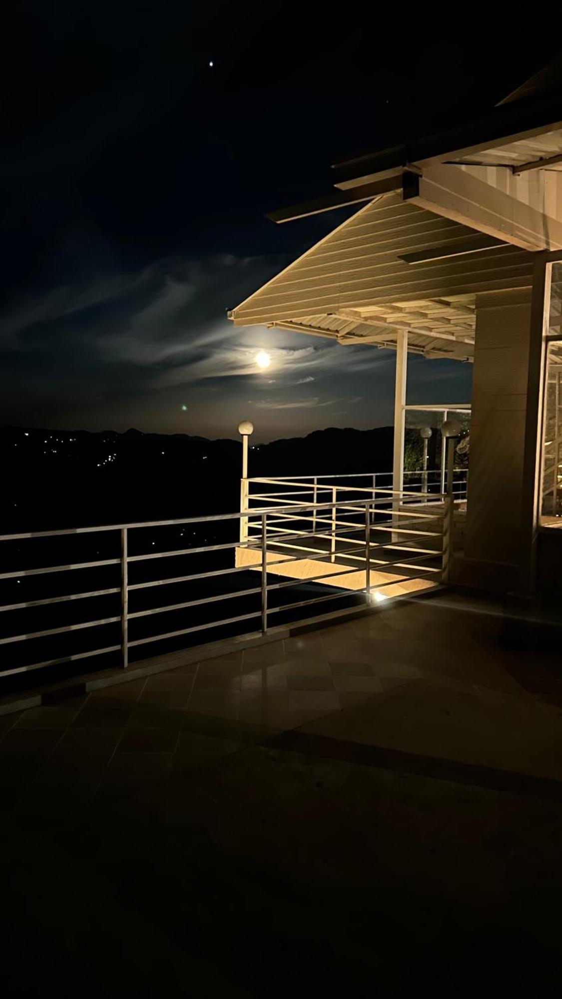 Onehouse Resort ลันส์โดว์นี ภายนอก รูปภาพ
